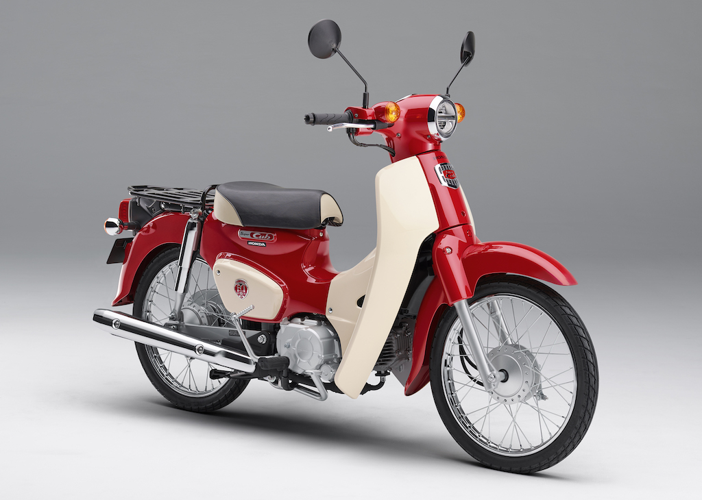 マグナレッドのスーパーカブ・60周年記念車が登場 - Honda Style web